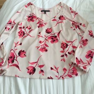 White House Black Market beautiful blouse.